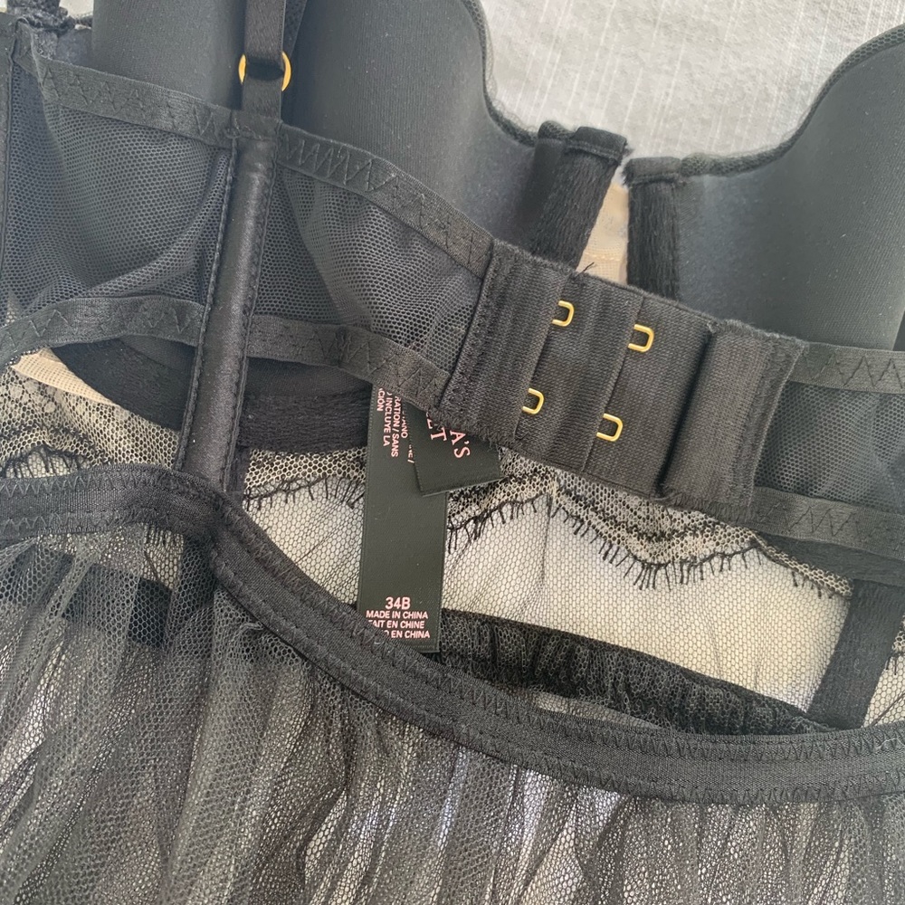 Victoria's Secret Black Sheer Lace Babydoll - Picture 14 of 15